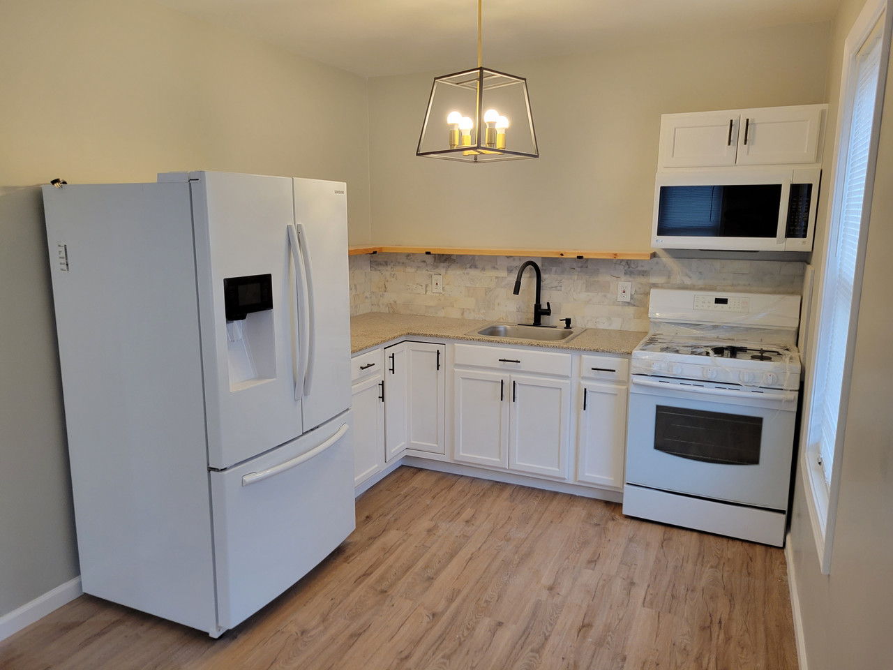  Lees Construction LLC